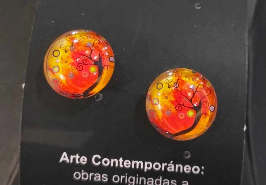 PENDIENTES MEDIANOS DE BOTÓN 